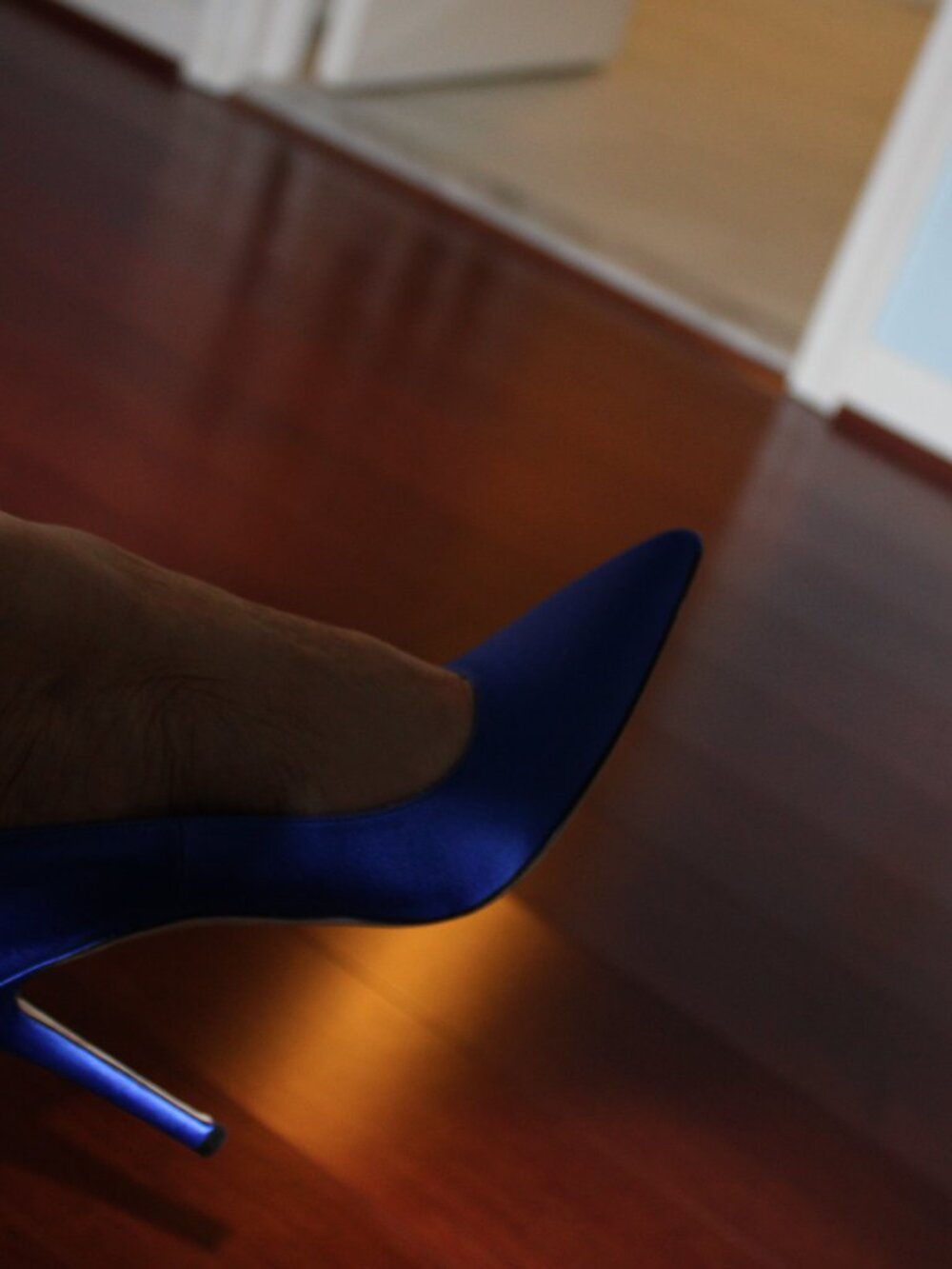 High Heels - Picture 2 of 8